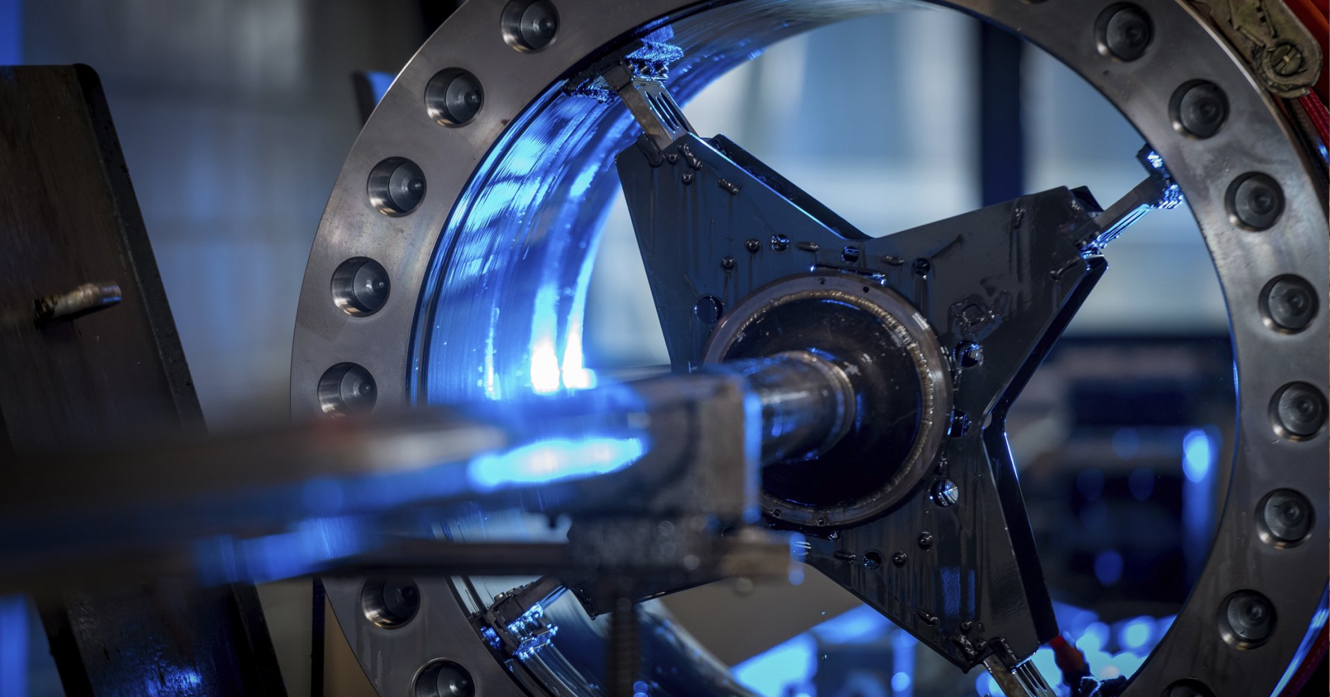 Inwendig_honen_Helmink_Hoontechniek